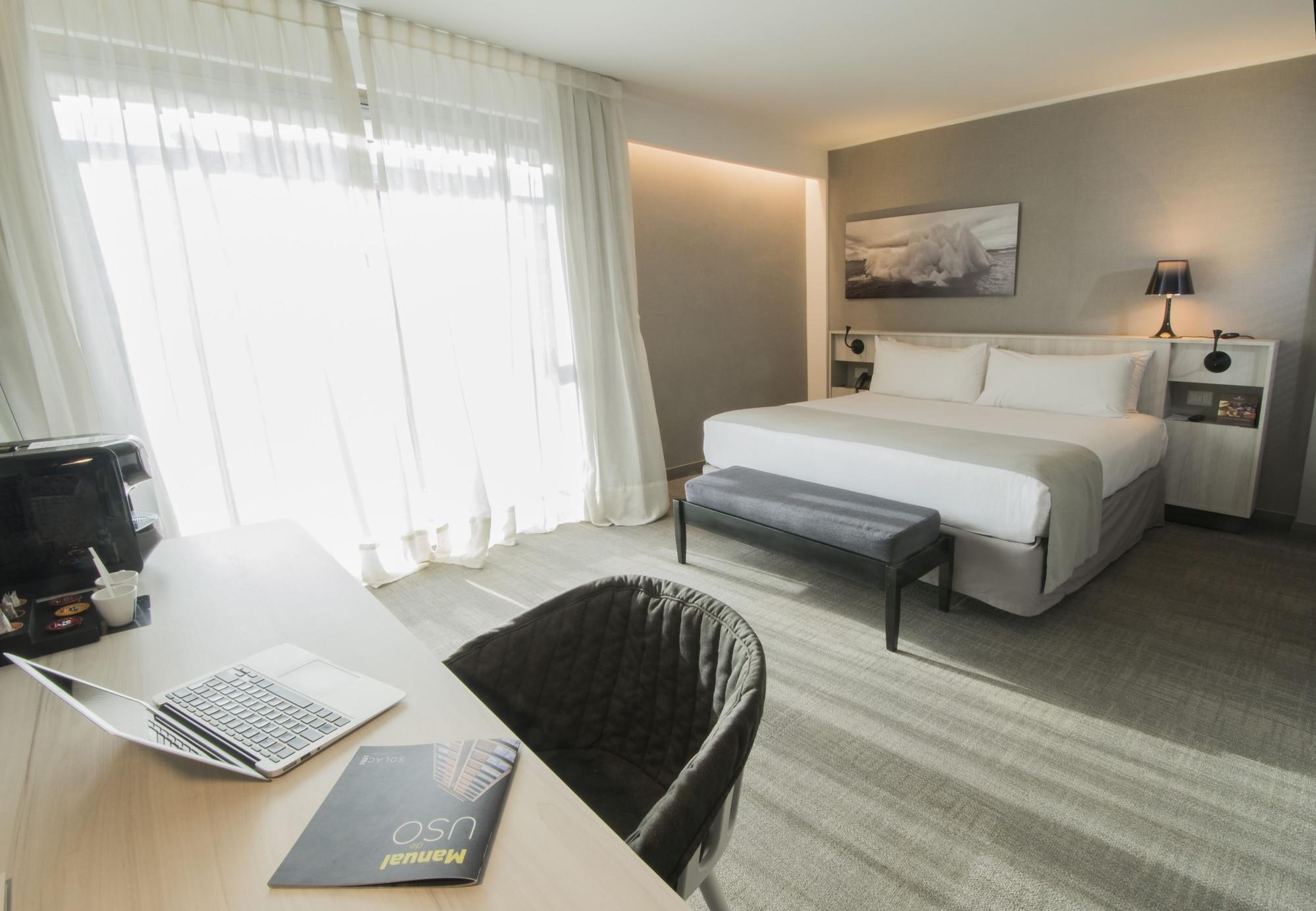 Solace Hotel Santiago Dış mekan fotoğraf